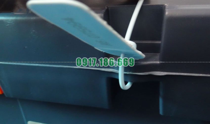 đặc điểm nổi bật seal niêm phong nhựa khóa thép