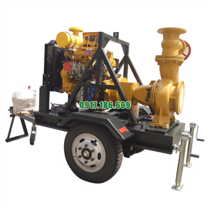 Máy bơm nước dùng động cơ dầu và xăng